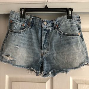 Levi’s 501 Mid-Rise Denim Short